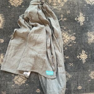 Grey moby ring sling